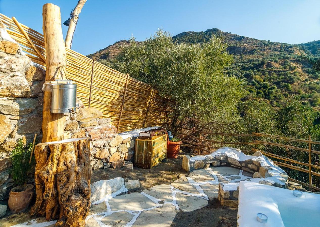 Kamihis Experience Farm stay Zaros